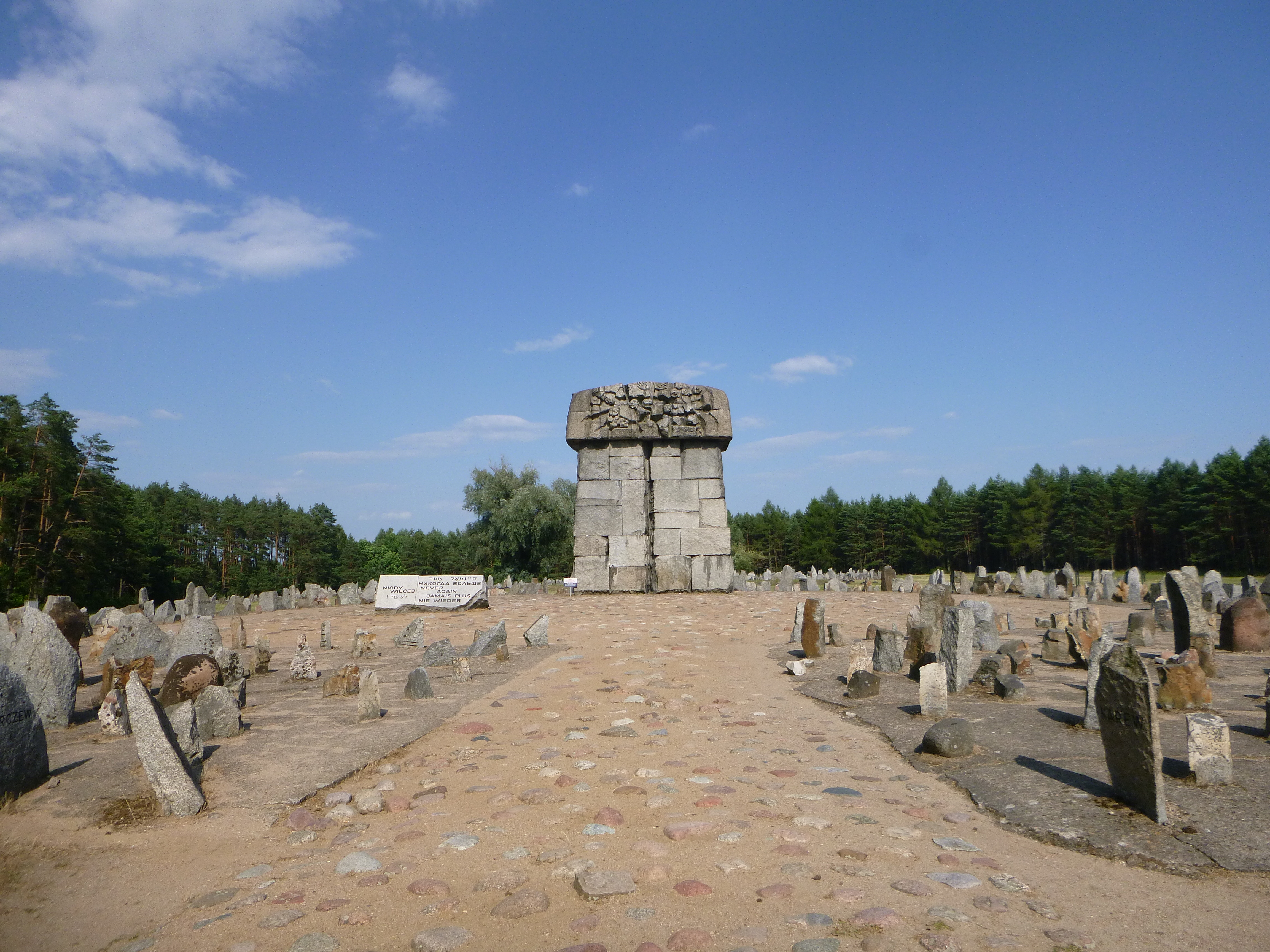 2-asparaggio-viaggio-lager-nazisti-Treblinka.-il-cuore-del-campo