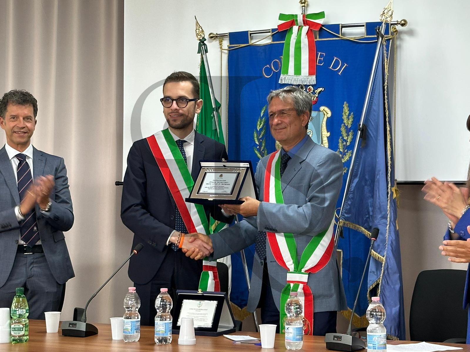 Il sindaco di Mormanno, Paolo Pappaterra, con il sindaco di Savigliano, Antonello Portera